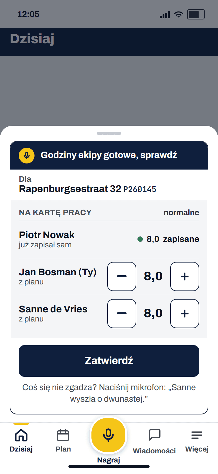 Karta z godzinami ekipy z planu, kto już zapisał, jest zaznaczony, przycisk Zatwierdź